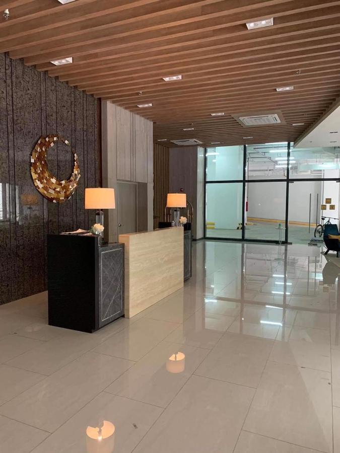Studio At Viceroy T4 Florence Way Manila Exterior foto